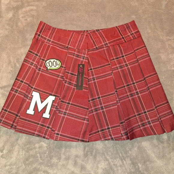 NWT No Boundaries Juniors Pleated Cos Burgundy Cheer School Girl Skirt Size S - Picture 2 of 9